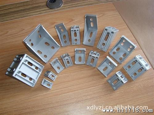 各类工业铝型材连接器，角码，铝角件