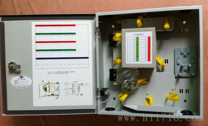 插片式32芯光分路器箱-冷轧板32芯光分路器箱-室外水光纤分纤箱