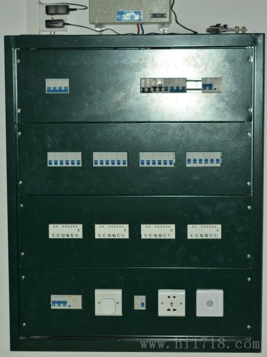 YL-0206智能照明控制箱
