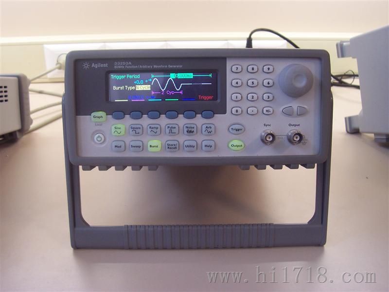 李R函数信号发生器33120A/Agilent33250A
