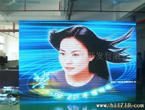 供应（强力推荐）深圳led显示屏，炬飞屏、现代感的企业招牌