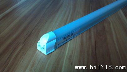 深圳厂家供应 LED日光灯 T5一体式日光管 0.3m  300mm