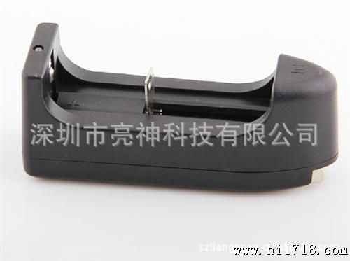 推荐 18650充电器  多功能单充充电器 万用自停