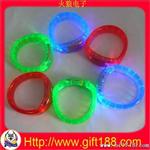 供应发光手环|音乐节派送礼品|批发led发光手环生产厂家