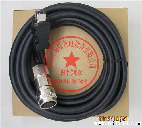 欧姆龙伺服编码器电缆R88A-CRKC005N（3米 国产 已测试）