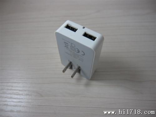 供应 手机充电器 5V 2A双U充电器