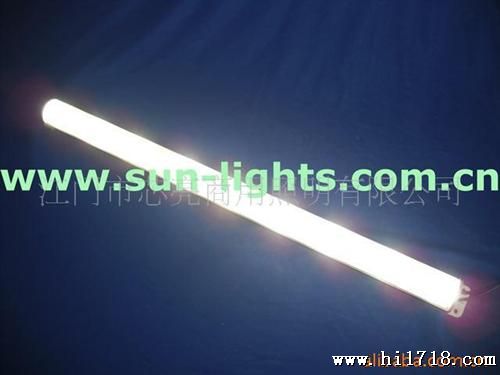 供应 10W原装CREE大功率LED灯管/日光灯 10w CREE  TUBE LIGHT