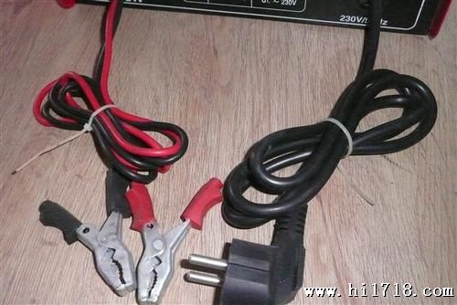 适合12V/24V铅酸蓄电池充电，可起动摩托车小汽车及篷 MRC-10