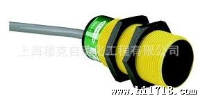 S18AW3L  精巧型圆柱形 光电传感器 banner 邦纳传感器
