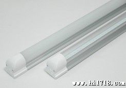 LED日光灯 led灯管 t8带支架 一体化支架 0.6m-7W