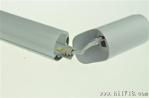 LED T8 18W LED日光灯,LED节管,堵头电源T8灯管