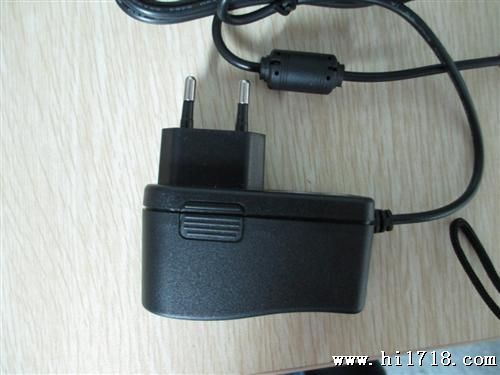 深圳的电源适配器12V1A可换头电源适配器