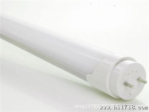 1.2米 18W 一体化LED灯管 T8LED日光灯管 LED日光灯 长寿