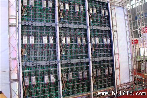 海南琼海市万泉P8户外显示屏模组(合利来)