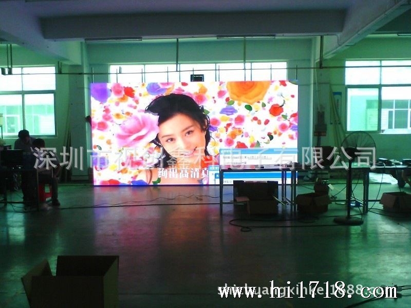 P4全彩屏体老化中