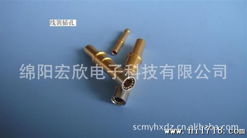 高端连接器中的普通线簧插孔