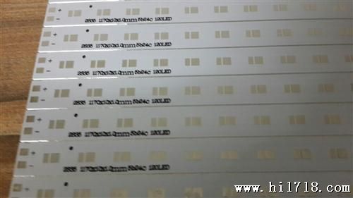 现货供应2835日光灯铝基板 5并20串  1.2米