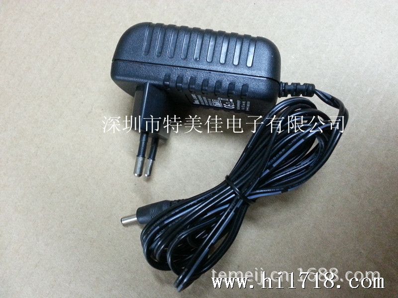 冠德欧规5V2A-侧面